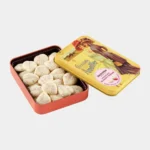 Bombones Hojas Chocolate Blanco y Fresas Lata 60g